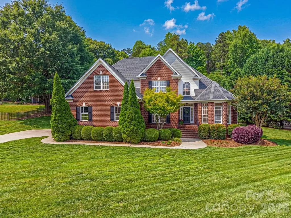 5059 Graystone Estates Drive Belmont NC 28012