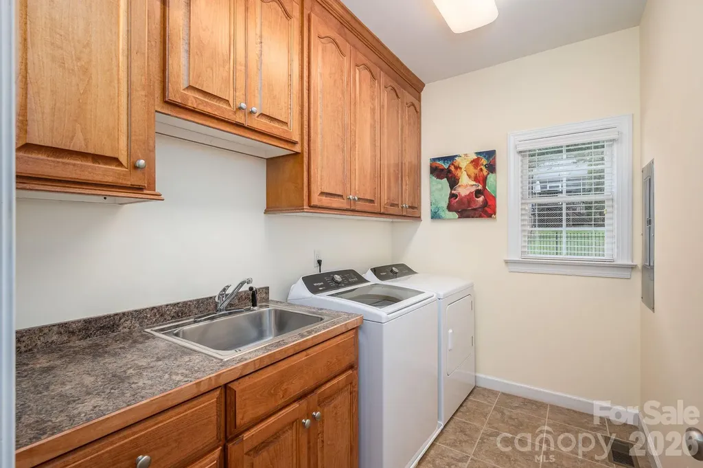 5059 Graystone Estates Drive Belmont NC 28012