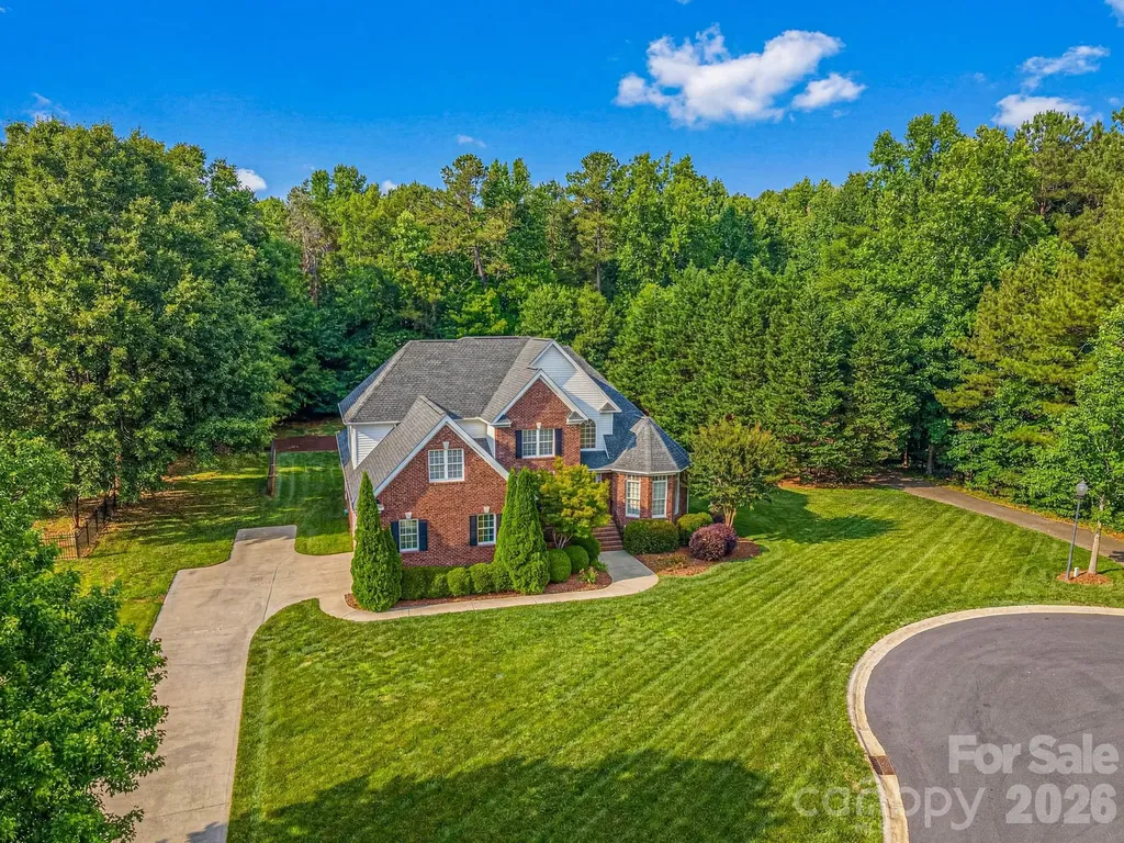 5059 Graystone Estates Drive Belmont NC 28012