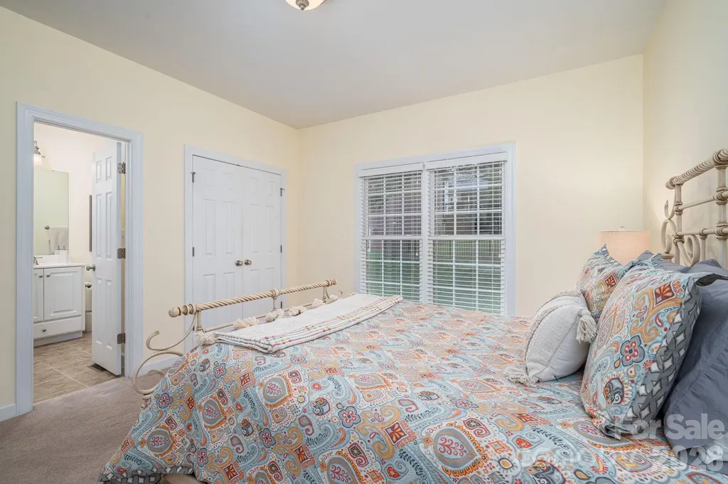 5059 Graystone Estates Drive Belmont NC 28012