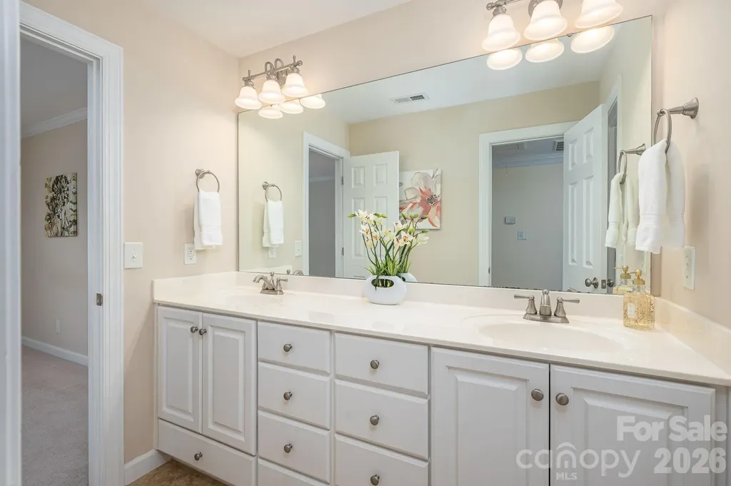 5059 Graystone Estates Drive Belmont NC 28012