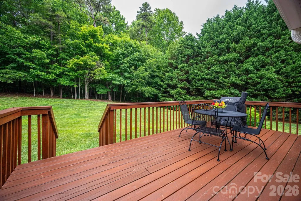 5059 Graystone Estates Drive Belmont NC 28012