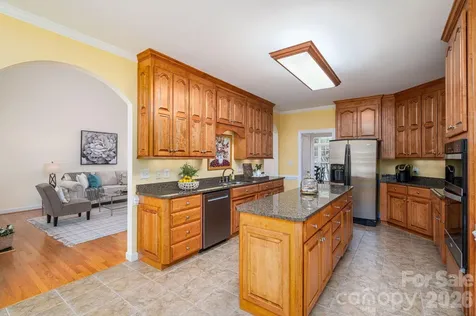 5059 Graystone Estates Drive Belmont NC 28012