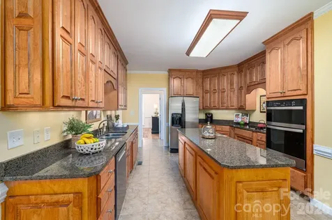 5059 Graystone Estates Drive Belmont NC 28012