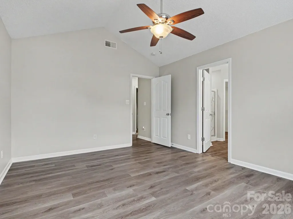7524 Grabill Drive Charlotte NC 28269