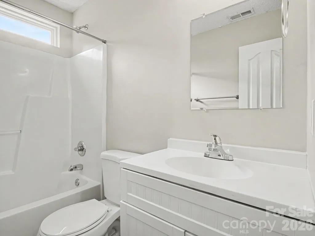 7524 Grabill Drive Charlotte NC 28269