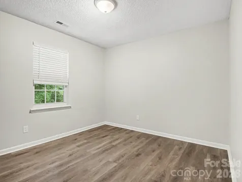 7524 Grabill Drive Charlotte NC 28269