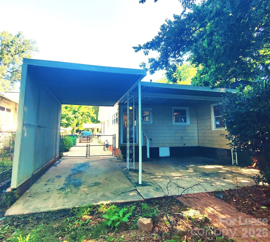 1225 Camp Greene Street Charlotte NC 28208