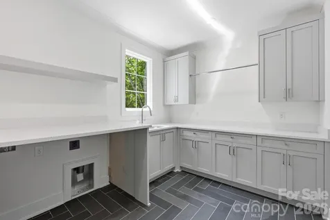 235 Jetton Street Davidson NC 28036