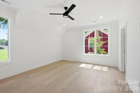 235 Jetton Street Davidson NC 28036