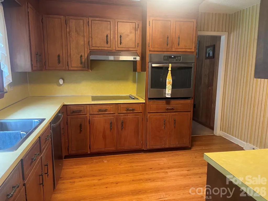 8806 Crestwood Drive Mount Pleasant NC 28124