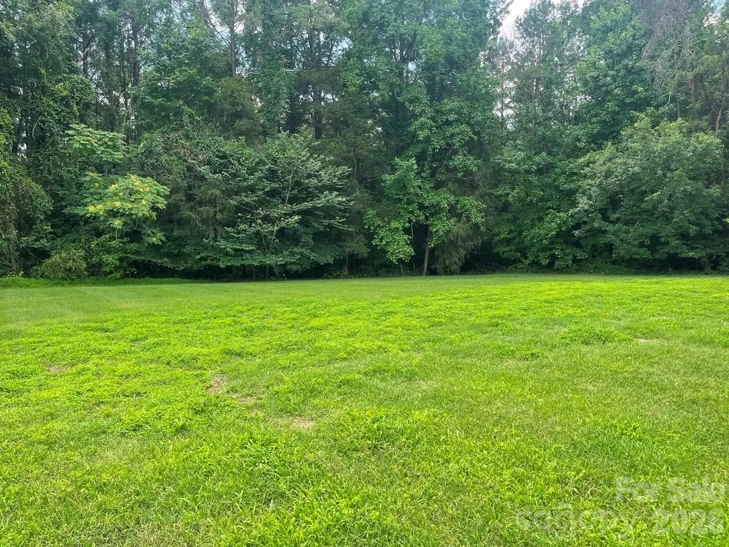 8806 Crestwood Drive Mount Pleasant NC 28124