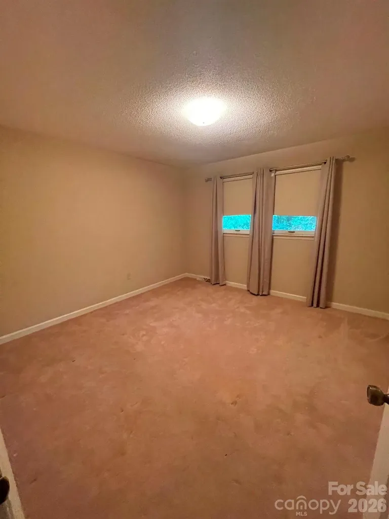 8806 Crestwood Drive Mount Pleasant NC 28124