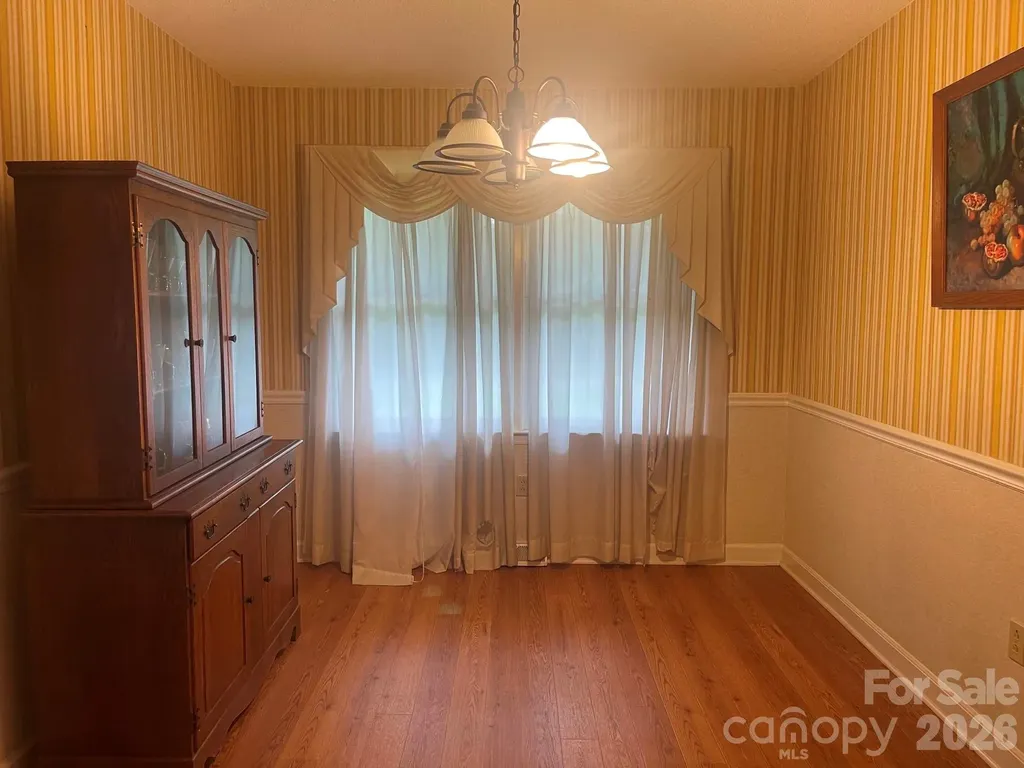 8806 Crestwood Drive Mount Pleasant NC 28124