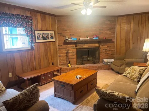 8806 Crestwood Drive Mount Pleasant NC 28124