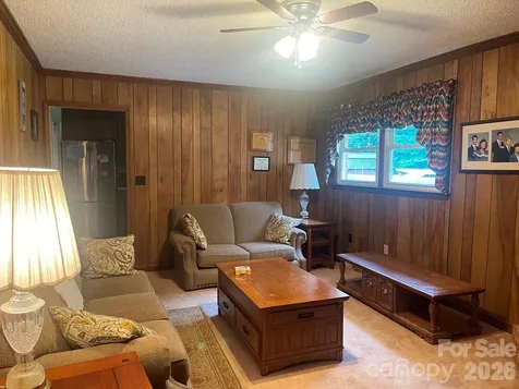 8806 Crestwood Drive Mount Pleasant NC 28124