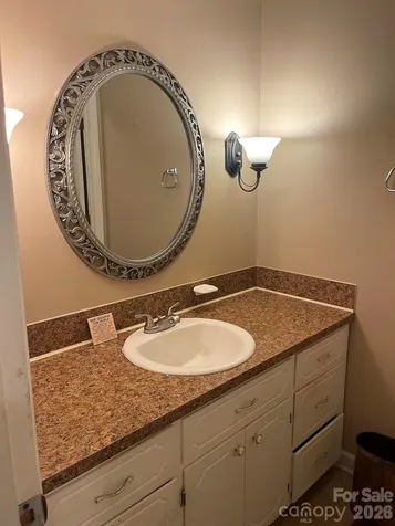 8806 Crestwood Drive Mount Pleasant NC 28124