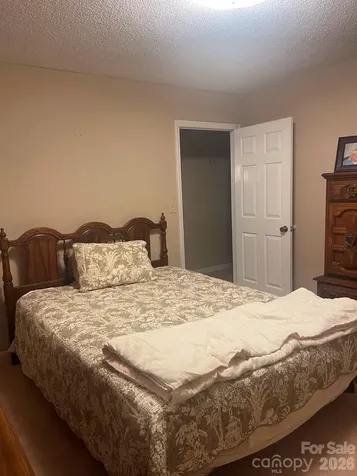 8806 Crestwood Drive Mount Pleasant NC 28124