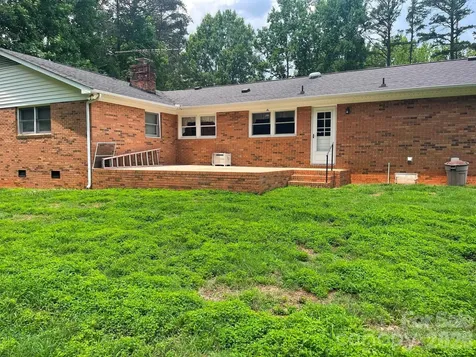 8806 Crestwood Drive Mount Pleasant NC 28124