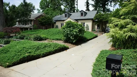 4400 Woods End Lane Charlotte NC 28277