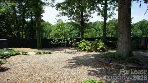 4400 Woods End Lane Charlotte NC 28277