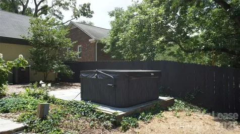 4400 Woods End Lane Charlotte NC 28277