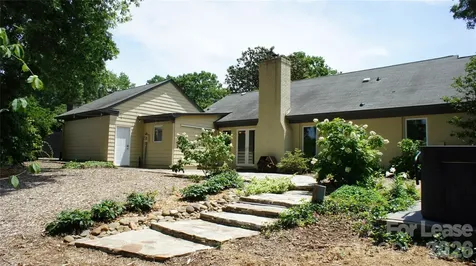 4400 Woods End Lane Charlotte NC 28277