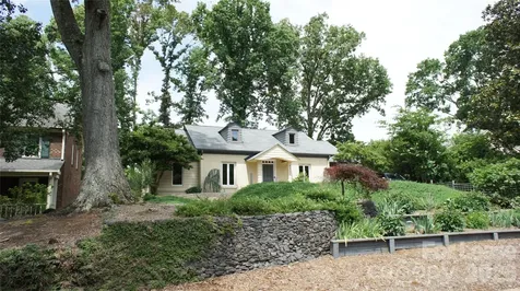 4400 Woods End Lane Charlotte NC 28277