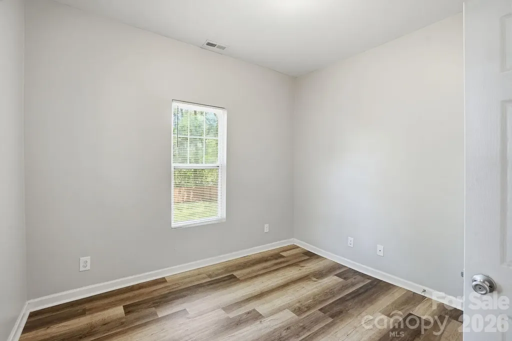 4514 Wildwood Avenue Charlotte NC 28208