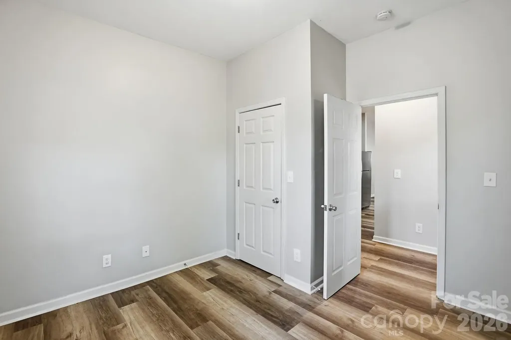 4514 Wildwood Avenue Charlotte NC 28208