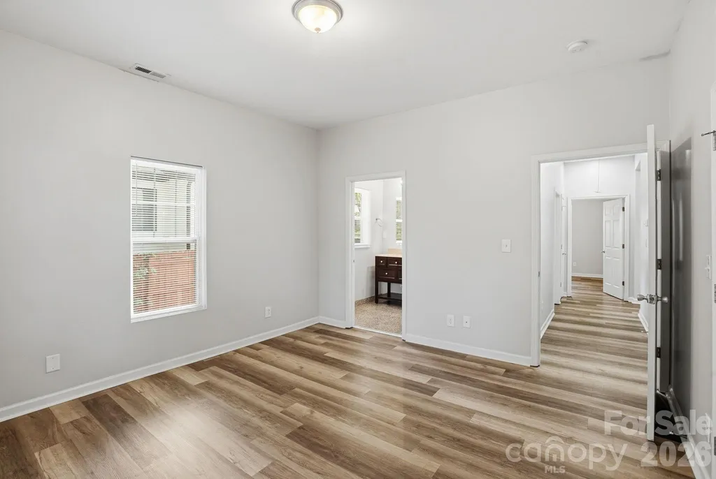 4514 Wildwood Avenue Charlotte NC 28208