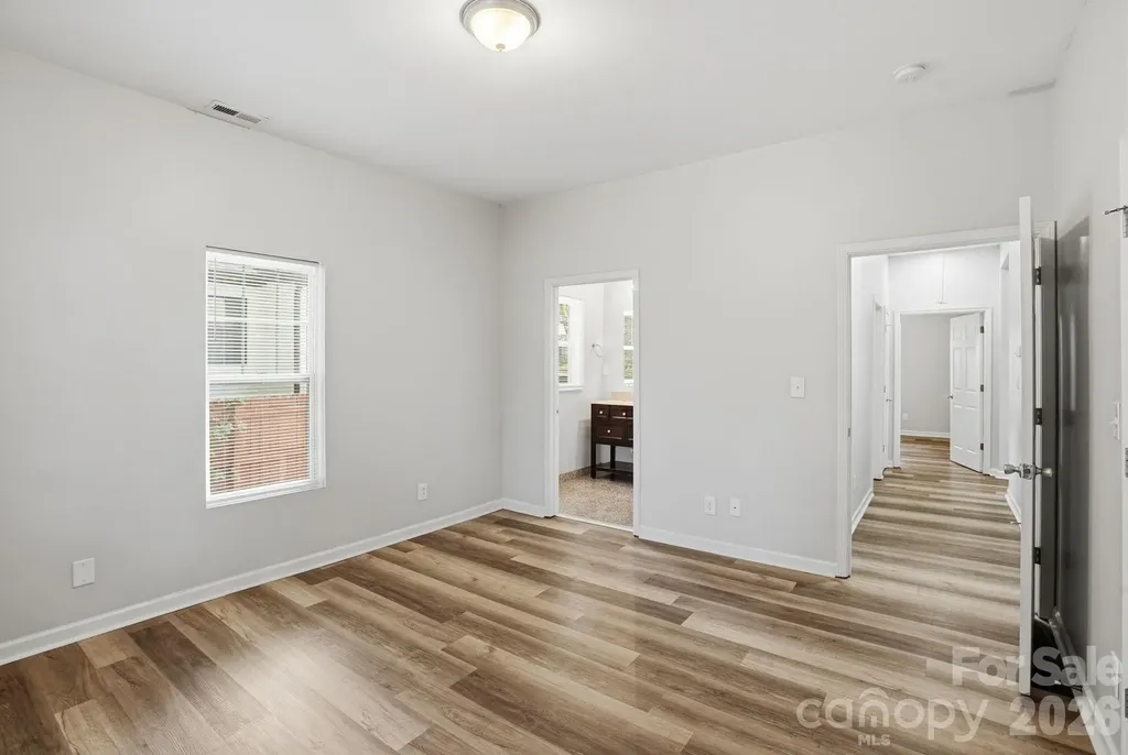 4514 Wildwood Avenue Charlotte NC 28208