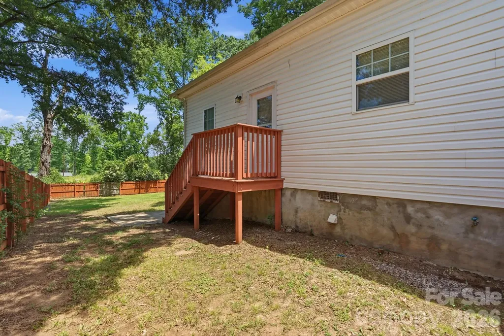4514 Wildwood Avenue Charlotte NC 28208