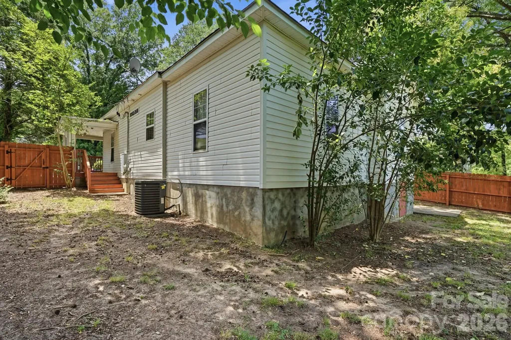 4514 Wildwood Avenue Charlotte NC 28208