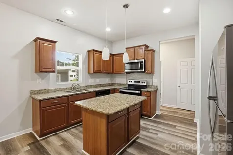 4514 Wildwood Avenue Charlotte NC 28208