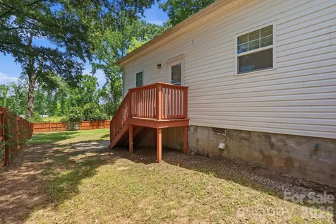 4514 Wildwood Avenue Charlotte NC 28208