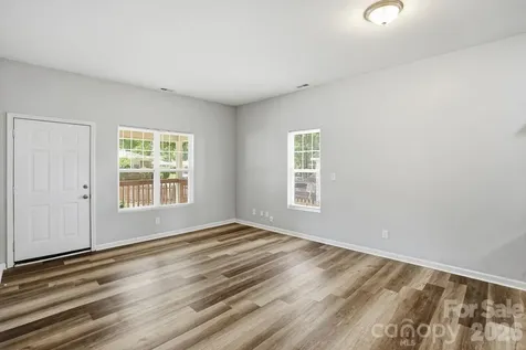 4514 Wildwood Avenue Charlotte NC 28208