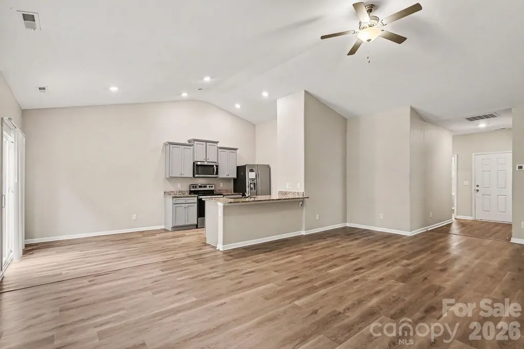 1029 Culver Spring Way Charlotte NC 28215