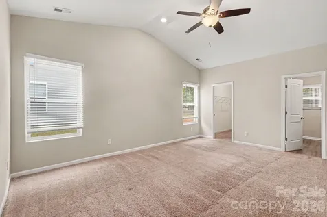 1029 Culver Spring Way Charlotte NC 28215