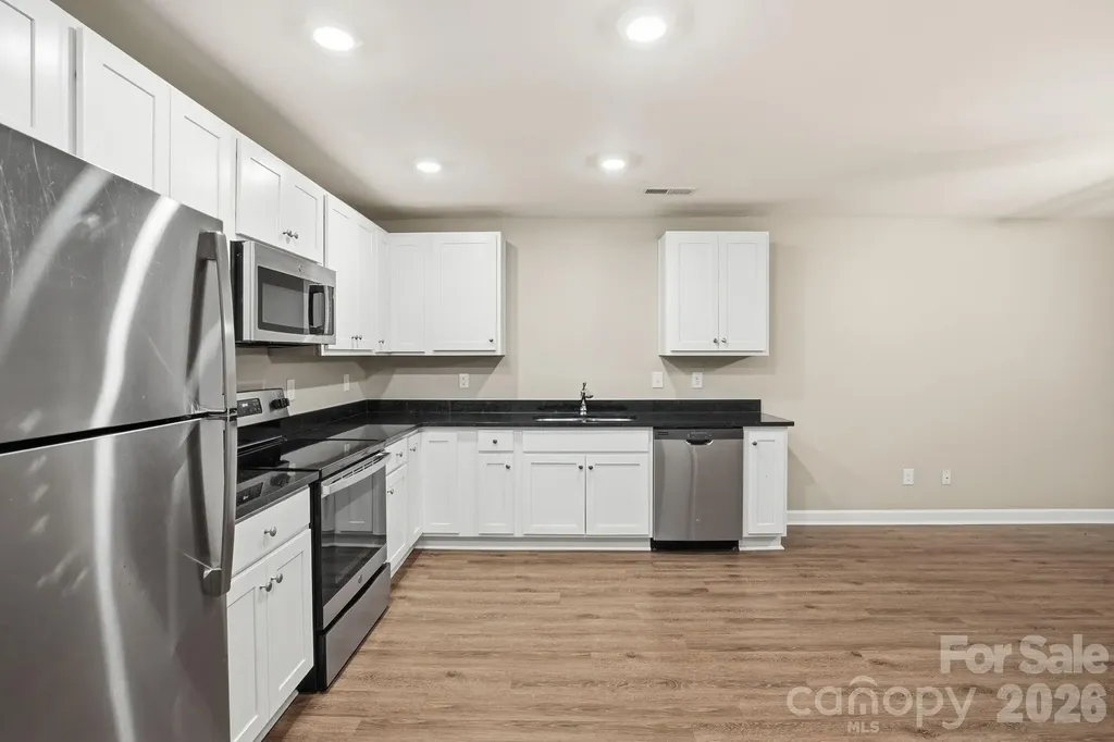 719 Hillside Street Kannapolis NC 28083