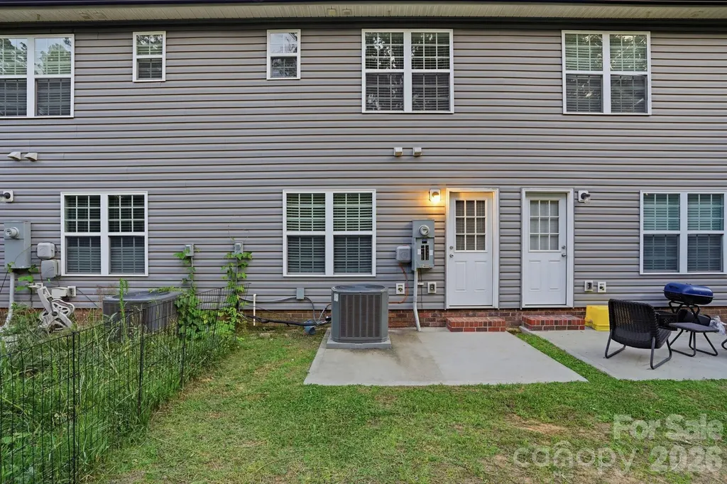 719 Hillside Street Kannapolis NC 28083