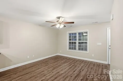 719 Hillside Street Kannapolis NC 28083