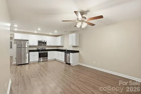 719 Hillside Street Kannapolis NC 28083