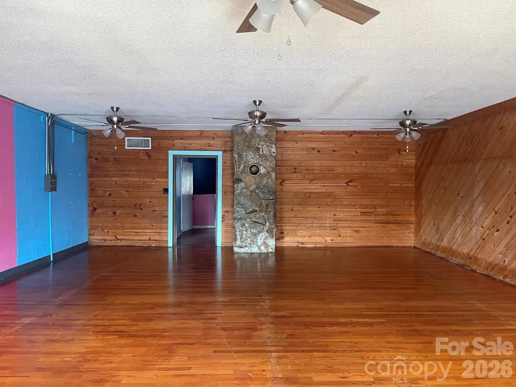 8341 W Franklin Street Mount Pleasant NC 28124