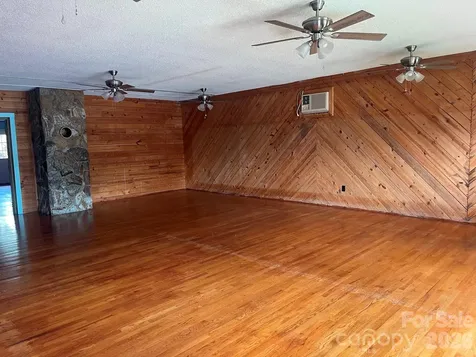 8341 W Franklin Street Mount Pleasant NC 28124