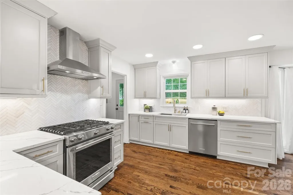 5617 Hillbrook Drive Charlotte NC 28226