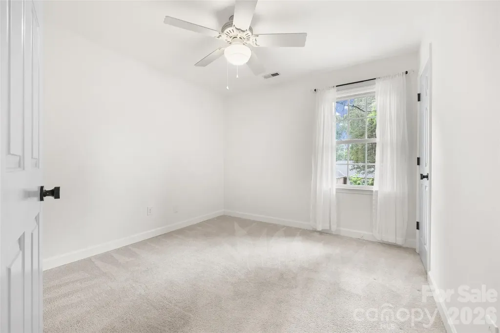 5617 Hillbrook Drive Charlotte NC 28226