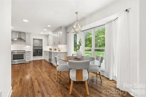 5617 Hillbrook Drive Charlotte NC 28226