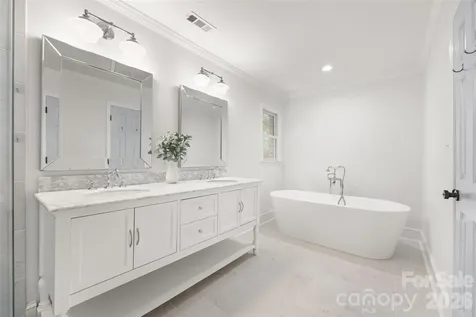 5617 Hillbrook Drive Charlotte NC 28226