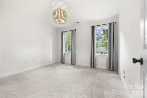 5617 Hillbrook Drive Charlotte NC 28226